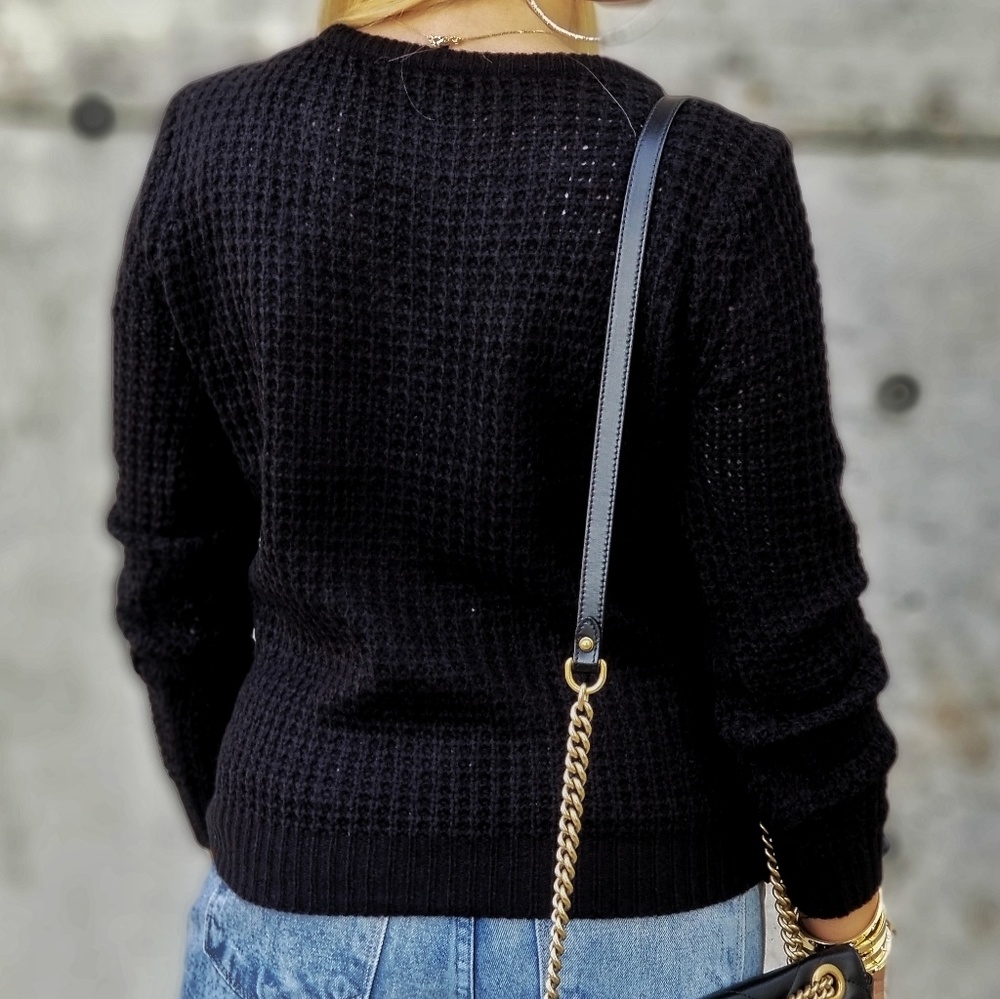 Black Waffle Sweater Top *Reversible - Picture 4 of 4